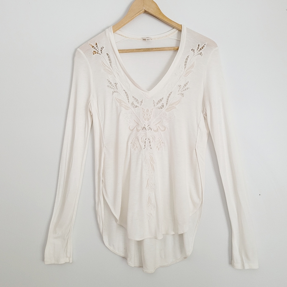 Wilfred | Cream Crochet Lace High Low V Neck Tunic Blouse - XS - Picture 2 of 13